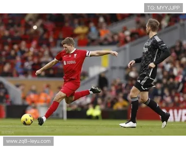 英超铁腰杰拉德：中场统治力战术新解